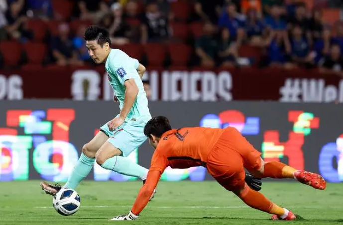 开云-包含出色发挥引发热议!,Ming在瑞士队比赛中险胜赛场气氛高涨的词条