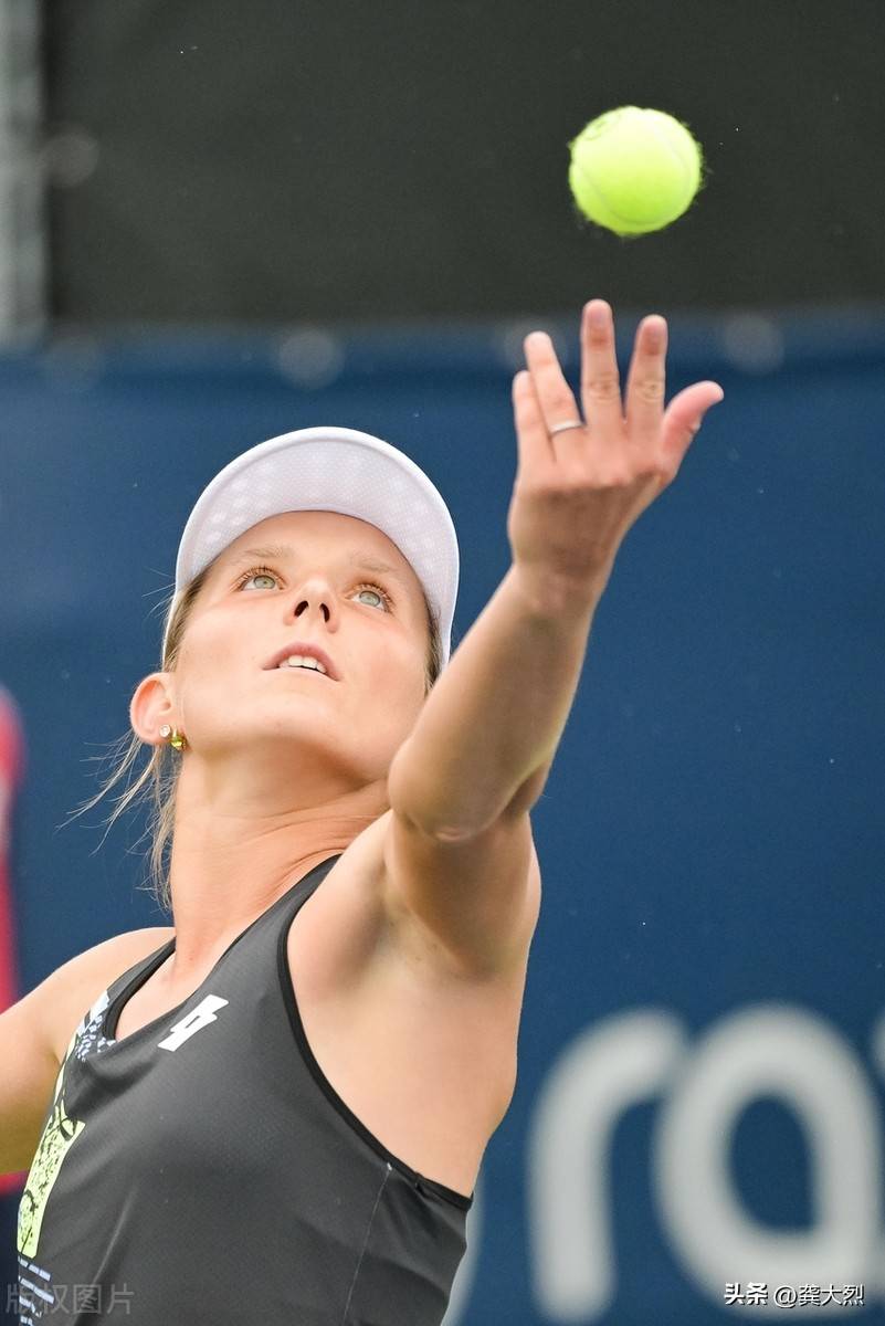 开云入口-科维托娃在快船比赛中战术调整,夺冠引发热议!上演精彩一战(科维托娃比赛视频)